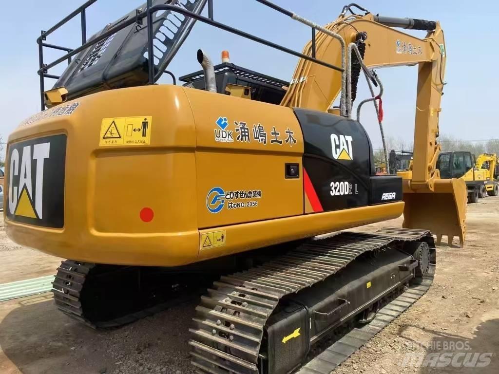 CAT 320D2 Koparki gąsienicowe
