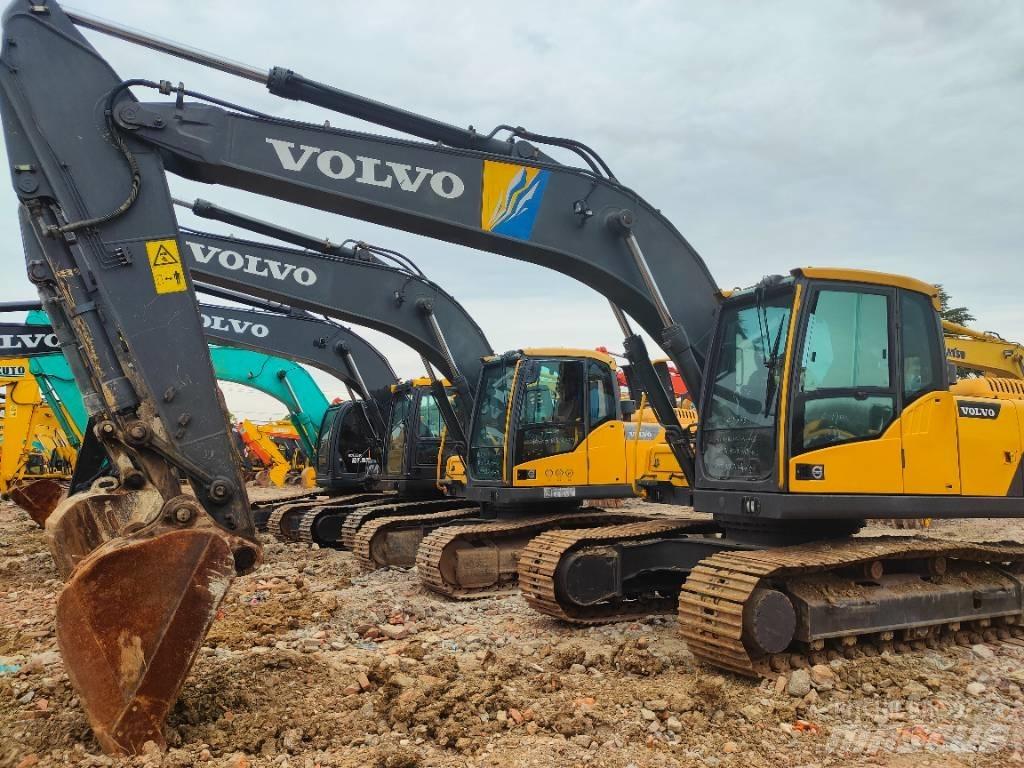 Volvo EC220D Koparki gąsienicowe