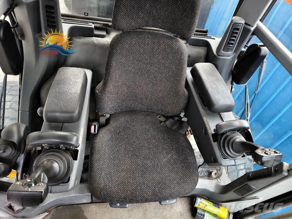 CAT 160 M Równiarki