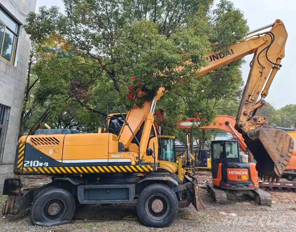 Hyundai r210w-9 Koparki kołowe