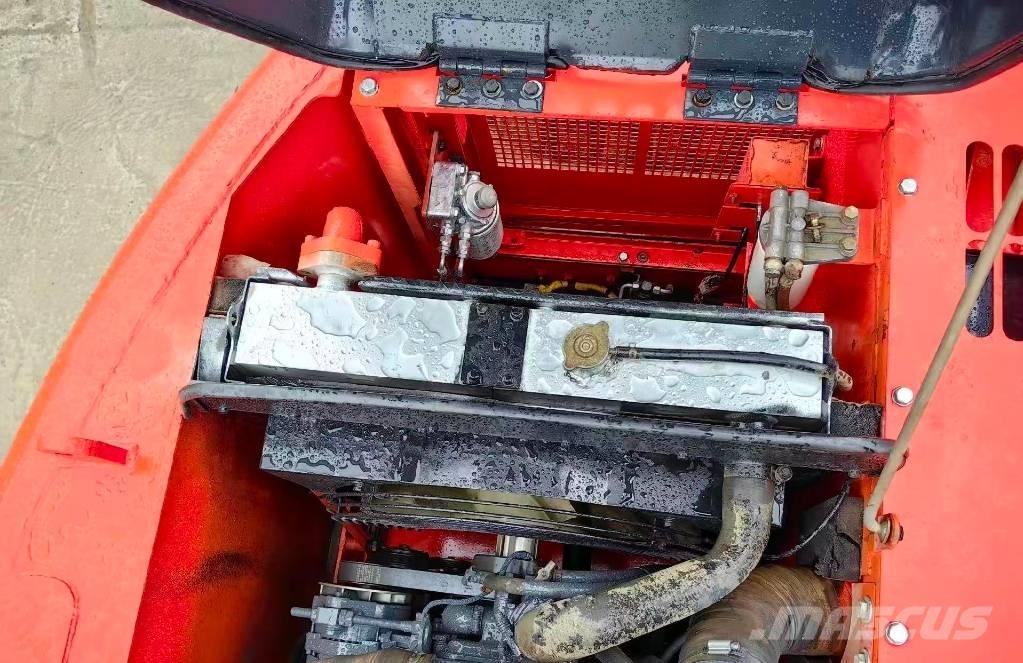 Doosan DX 140 Koparki gąsienicowe