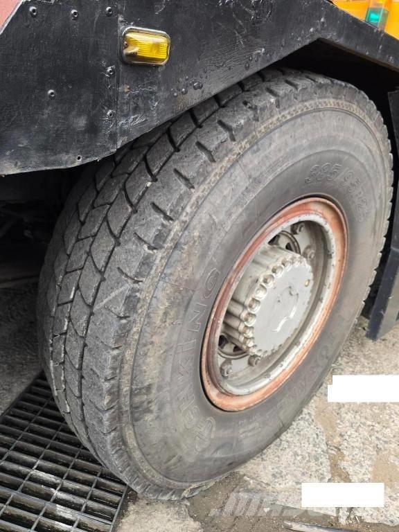 Kato KR 25 H V-3 Żurawie terenowe