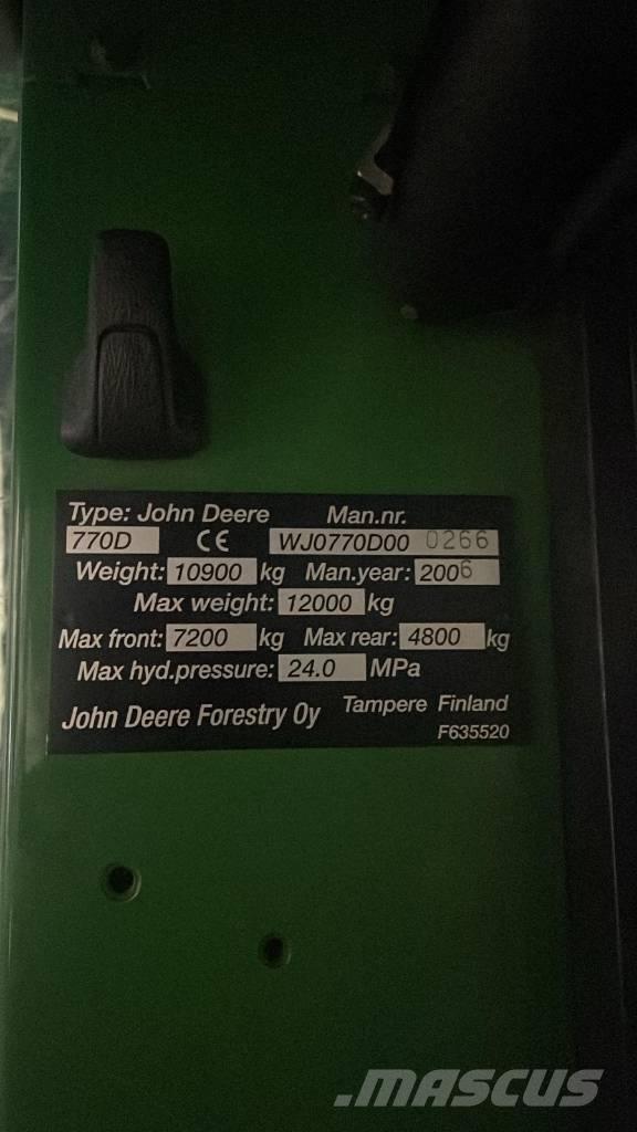 John Deere 770 D Harwestery