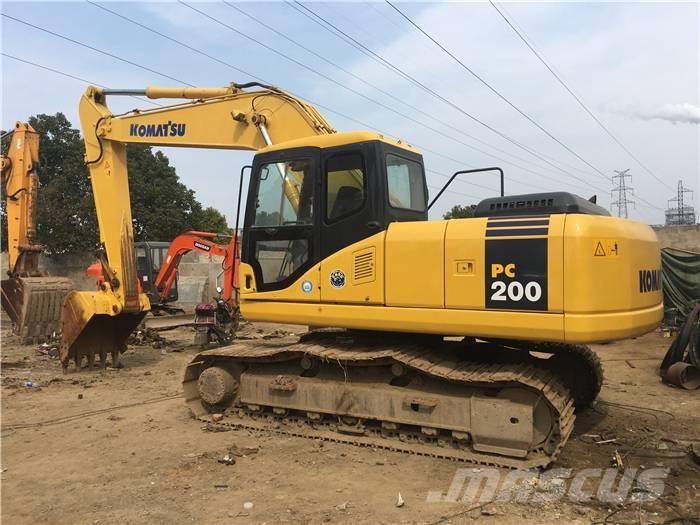 Komatsu PC 200-7 Koparki gąsienicowe