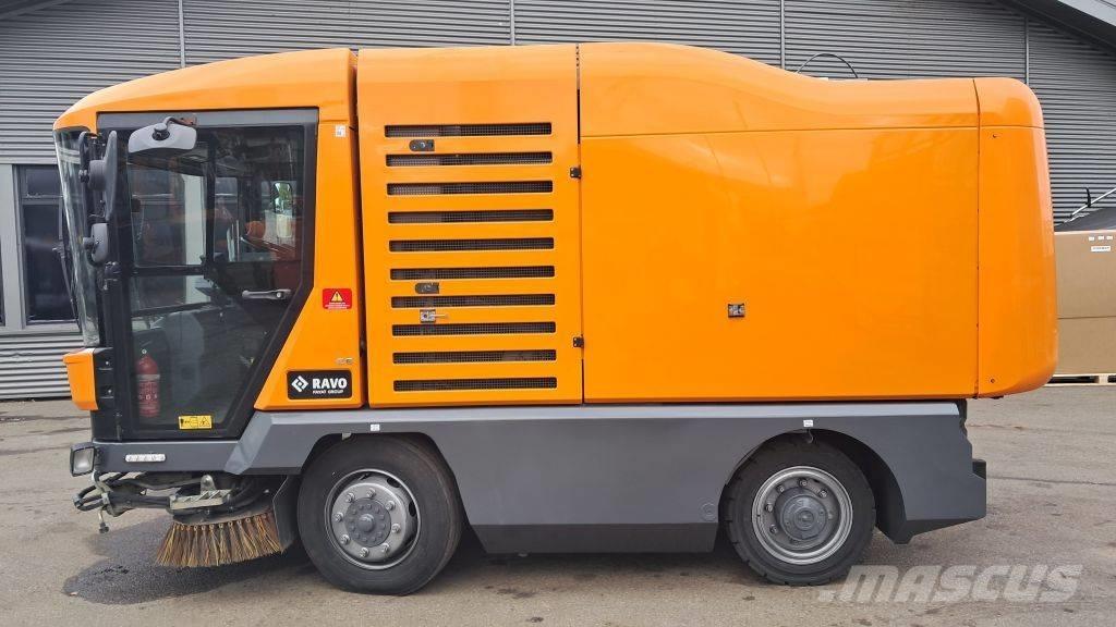 Ravo 540 CD Zamiatarki - Zgarniarki - Odśnieżarki