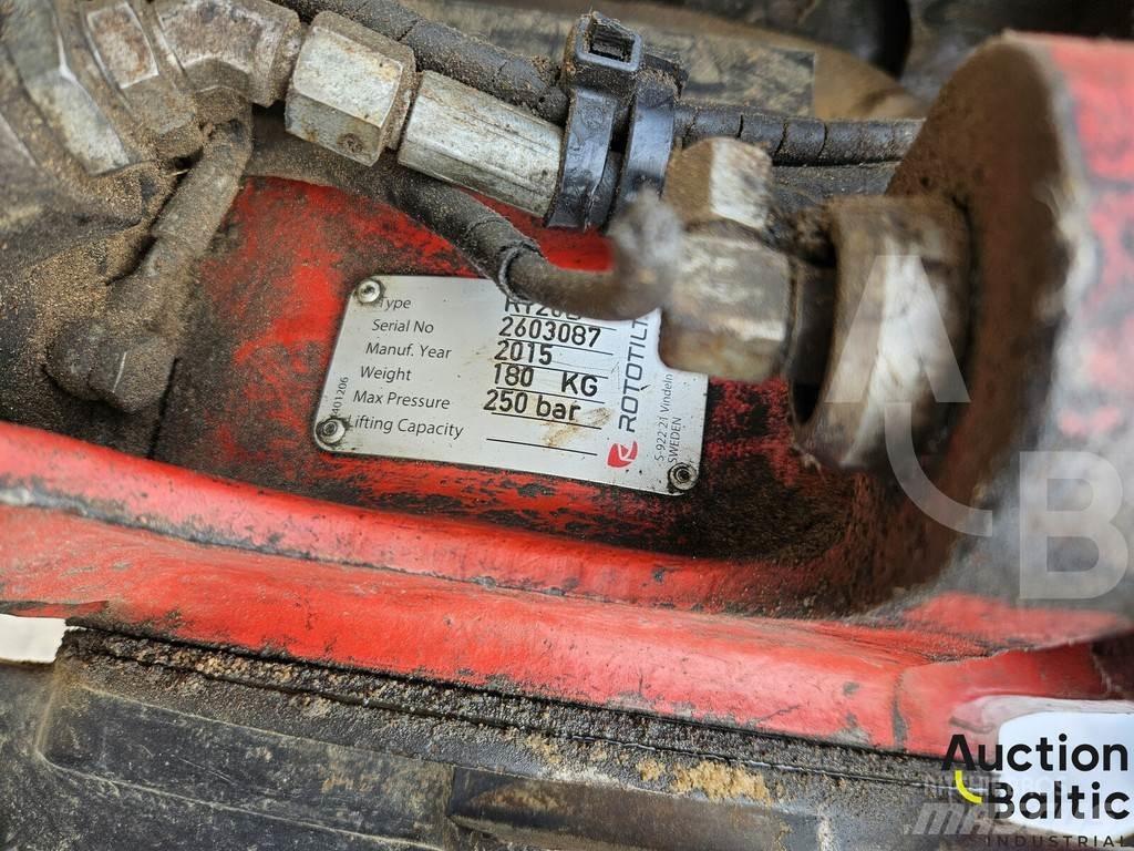 CAT 305.5E2CR Minikoparki