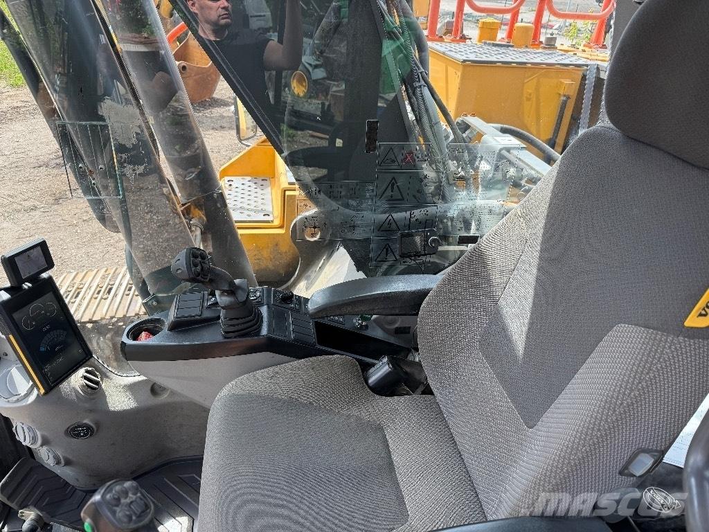 Volvo EC 250 E Koparki gąsienicowe