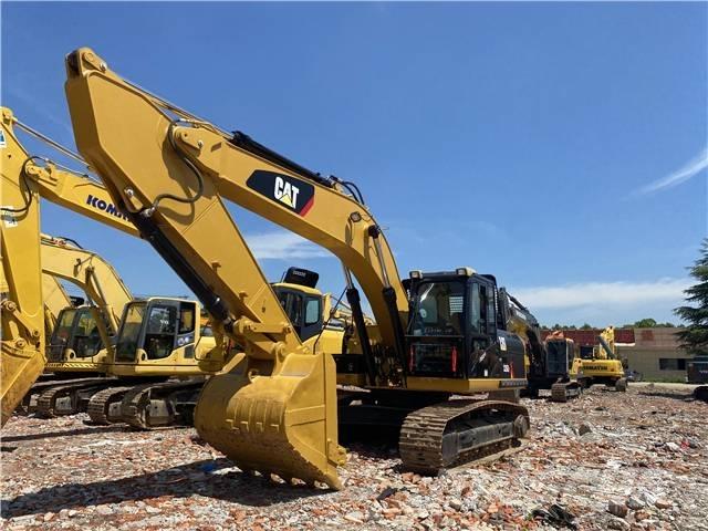 CAT 326D Koparki gąsienicowe