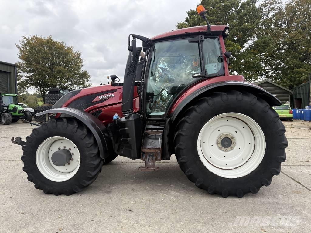 Valtra T174 Versu Ciągniki rolnicze