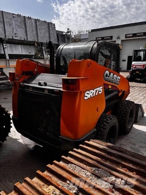 CASE SR 175 Ładowarki burtowe
