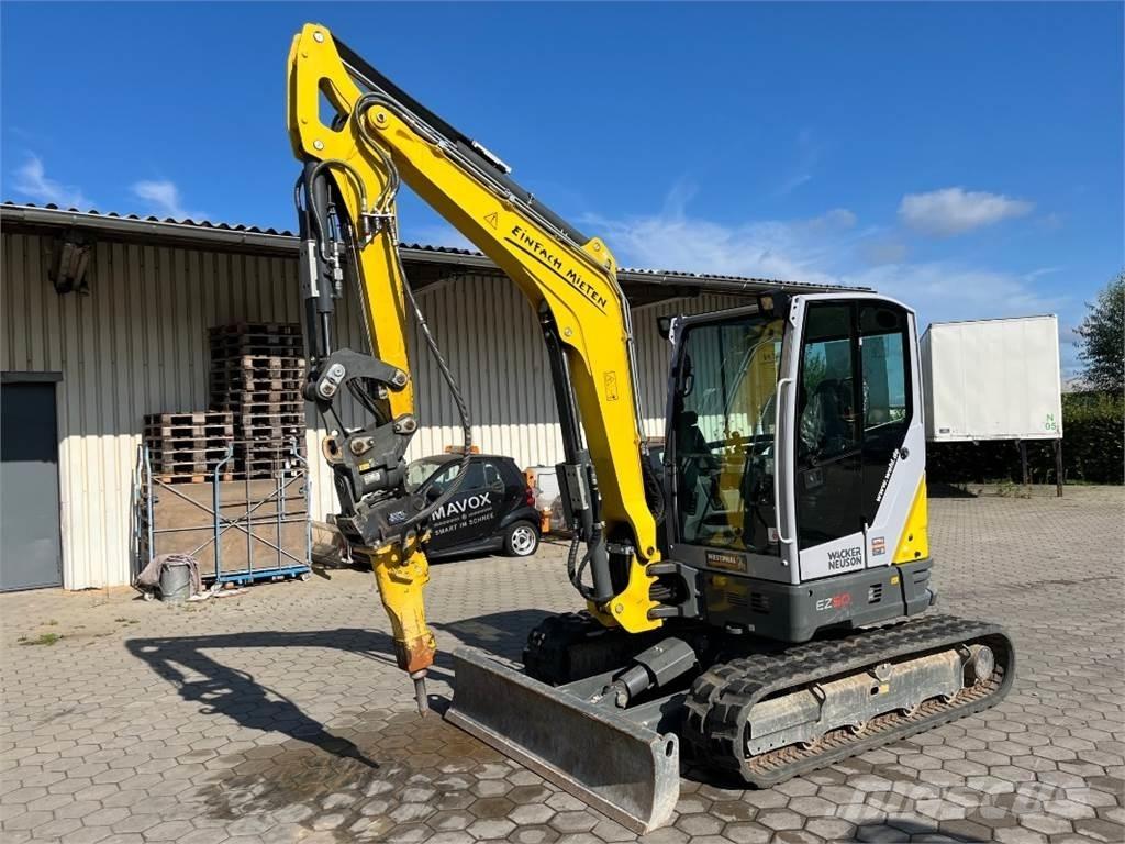 Neuson EZ50 Minikoparki