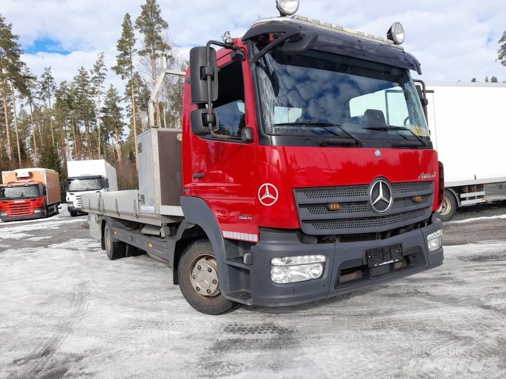 Mercedes-Benz Atego Ciężarówki typu Platforma / Skrzynia