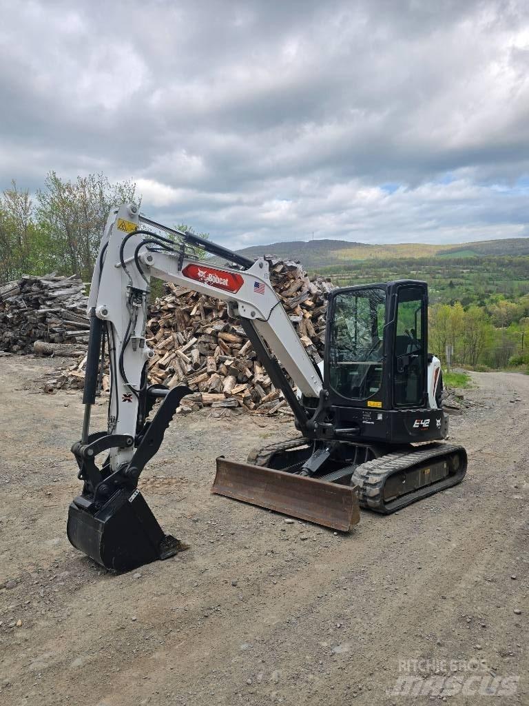 Bobcat E42 Minikoparki