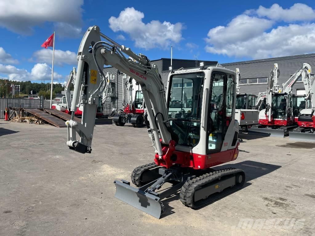 Takeuchi TB 225 Minikoparki