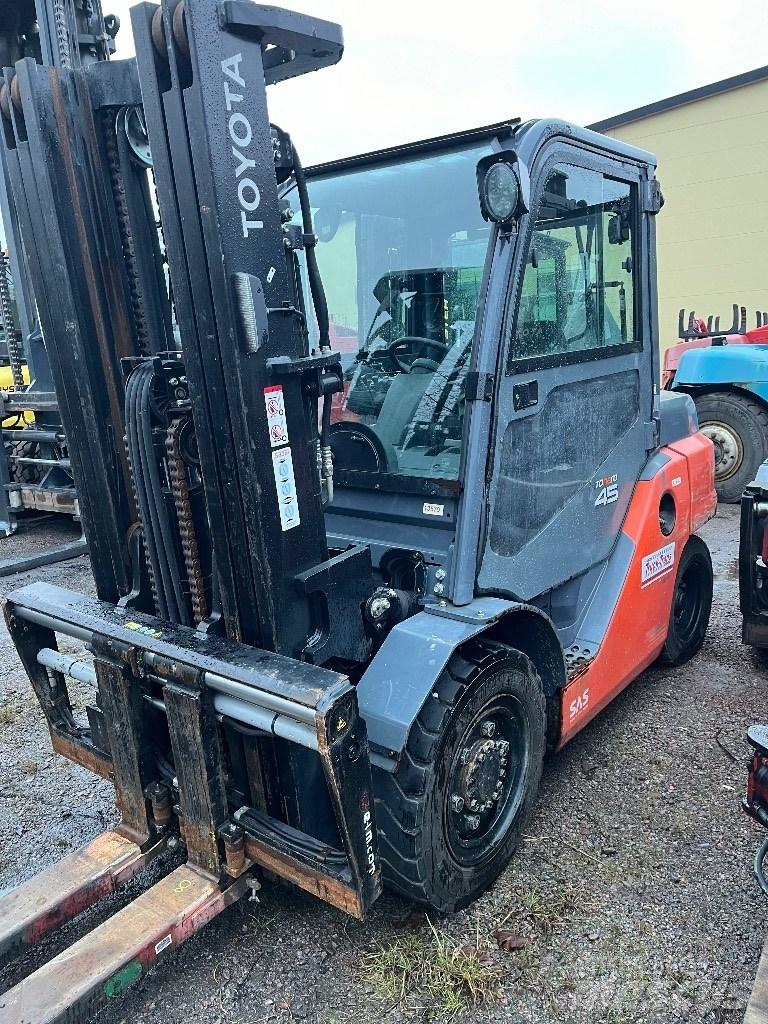 Toyota 40-8FD40N Wózki Diesla
