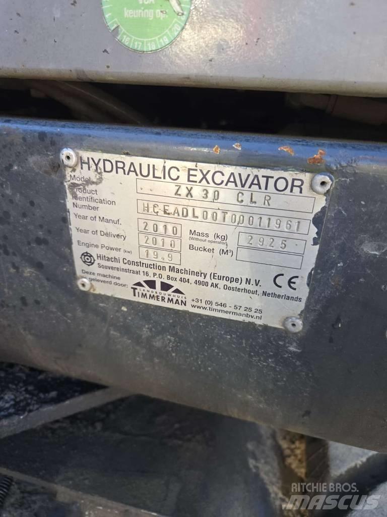 Hitachi ZX 30 Minikoparki