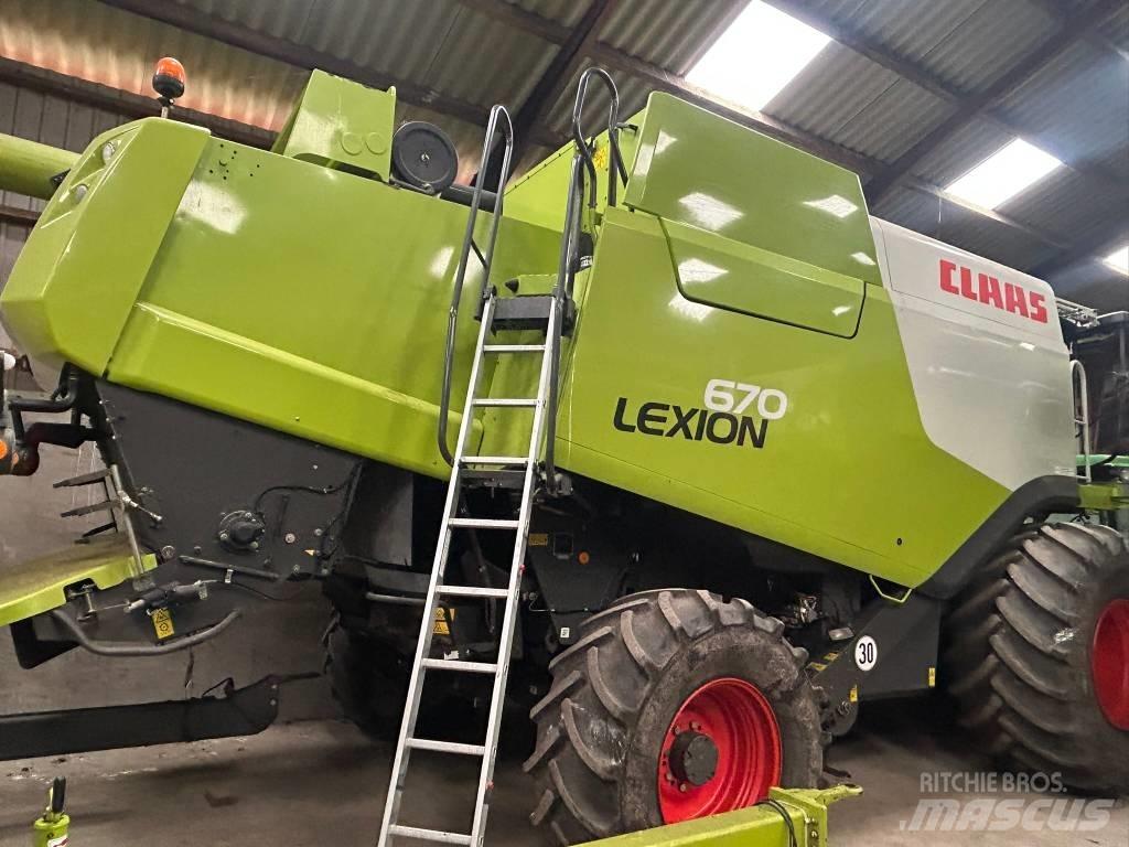 CLAAS Lexion 670 Kombajny zbożowe
