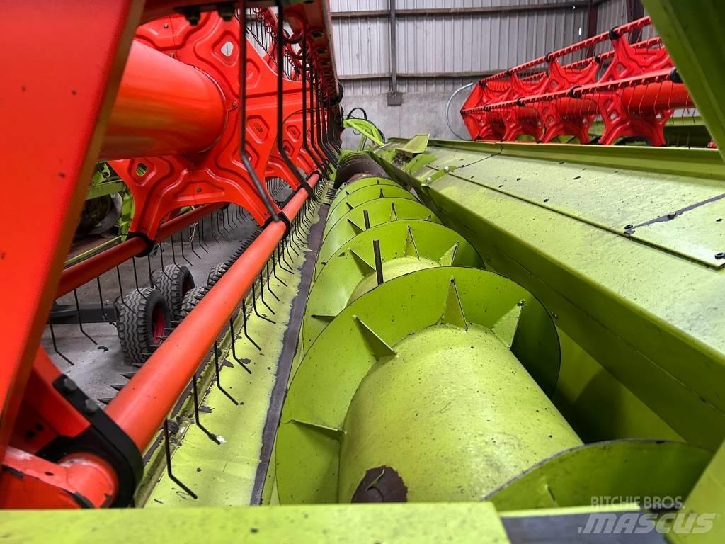 CLAAS Lexion 670 Kombajny zbożowe
