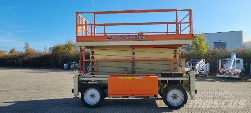 JLG 203-24 Podnośniki nożycowe