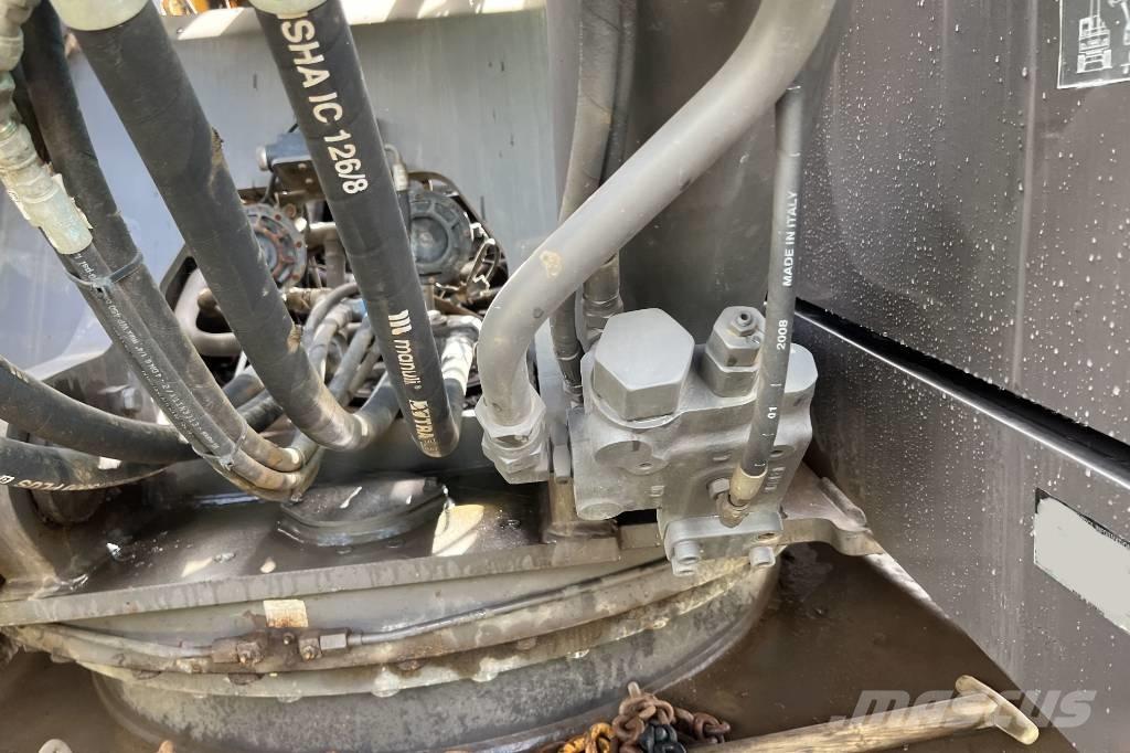 Volvo EC 240 C L Koparki gąsienicowe