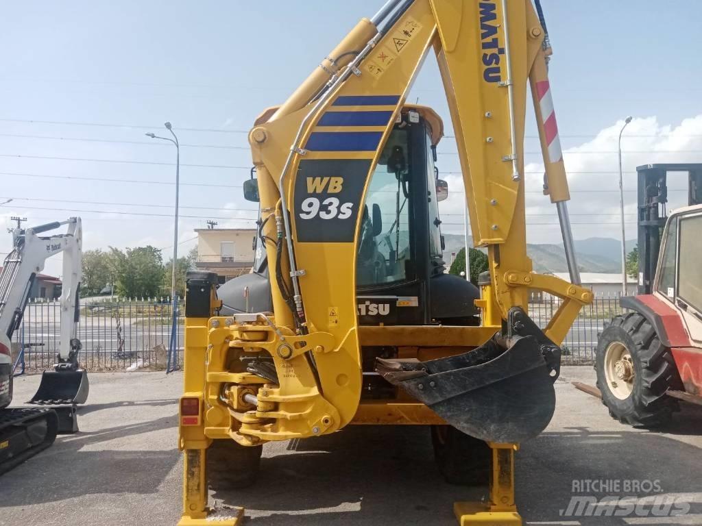 Komatsu WB 93 S Koparko-ładowarki