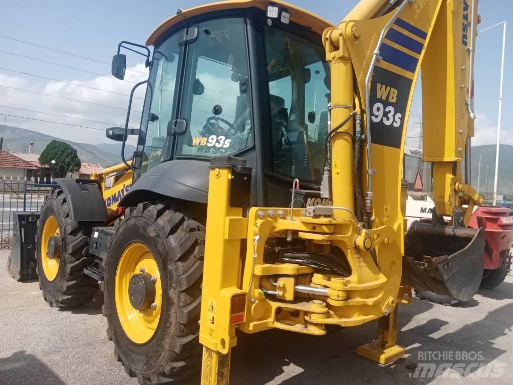 Komatsu WB 93 S Koparko-ładowarki