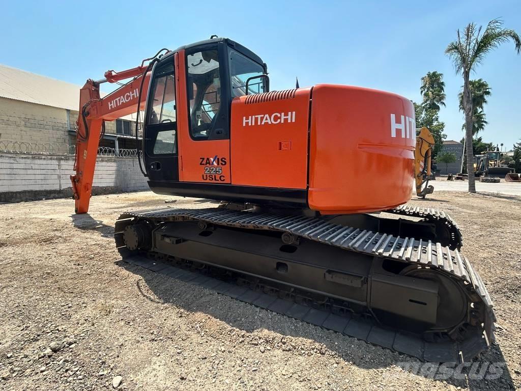 Hitachi ZX 225 Koparki gąsienicowe