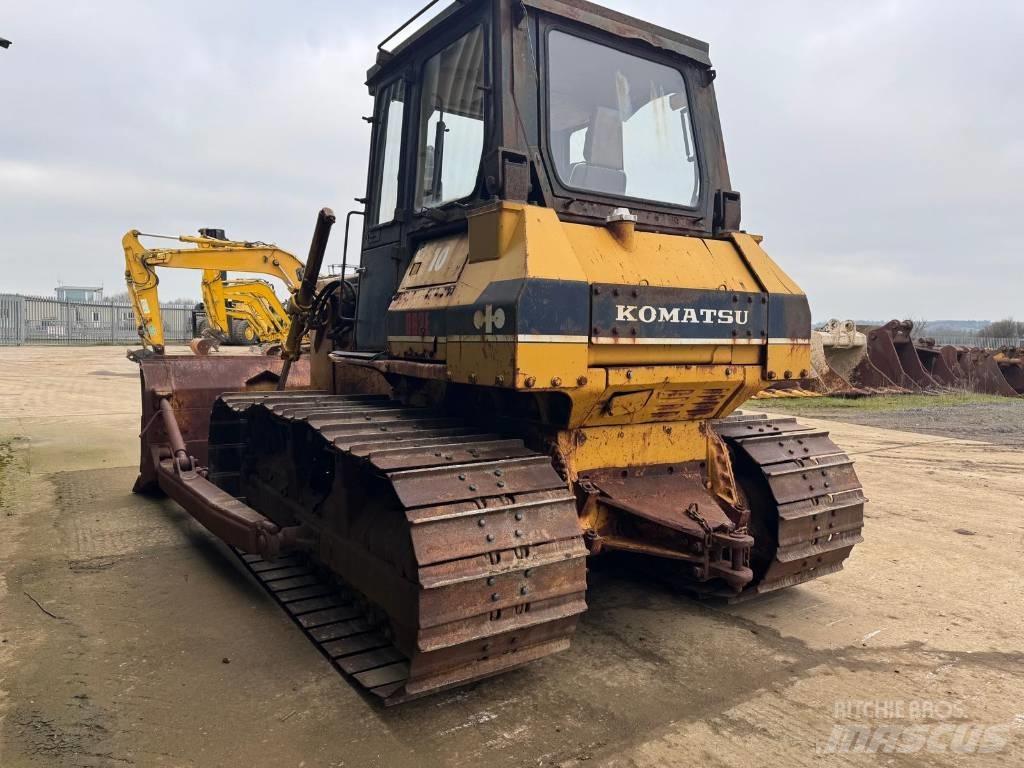 Komatsu D63E-1 Spycharki gąsienicowe