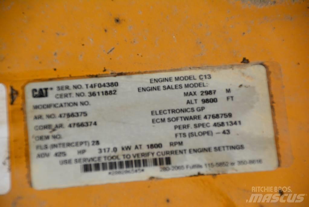 CAT 352 F L Koparki gąsienicowe