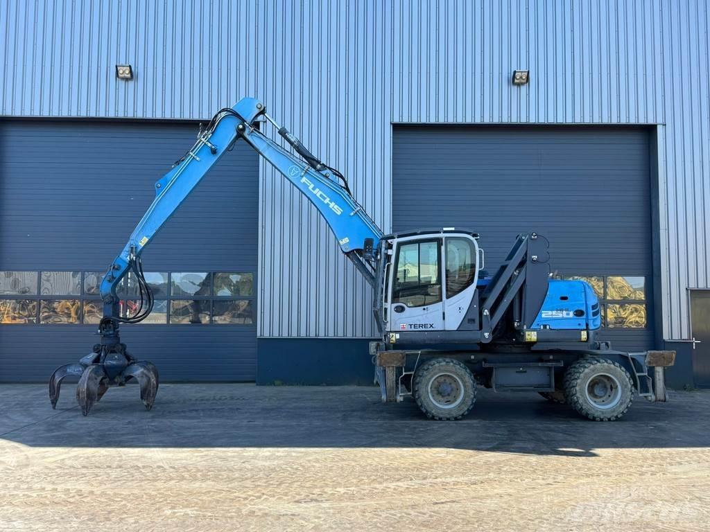 Fuchs MHL 250 E Koparki przeładunkowe