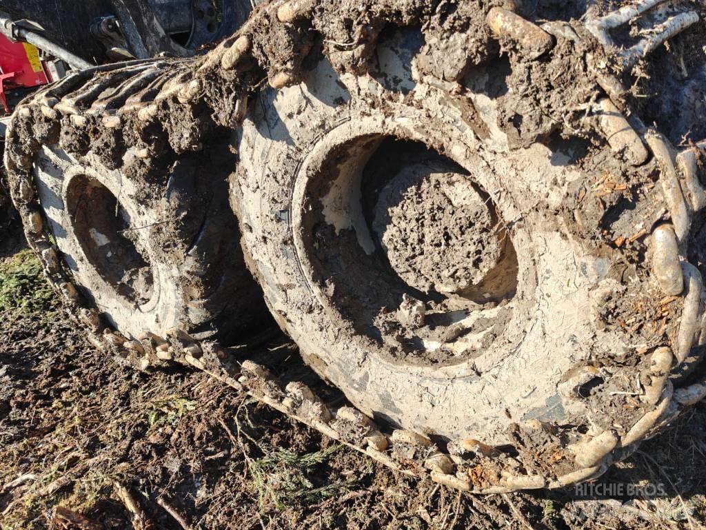 Komatsu 875 Forwardery