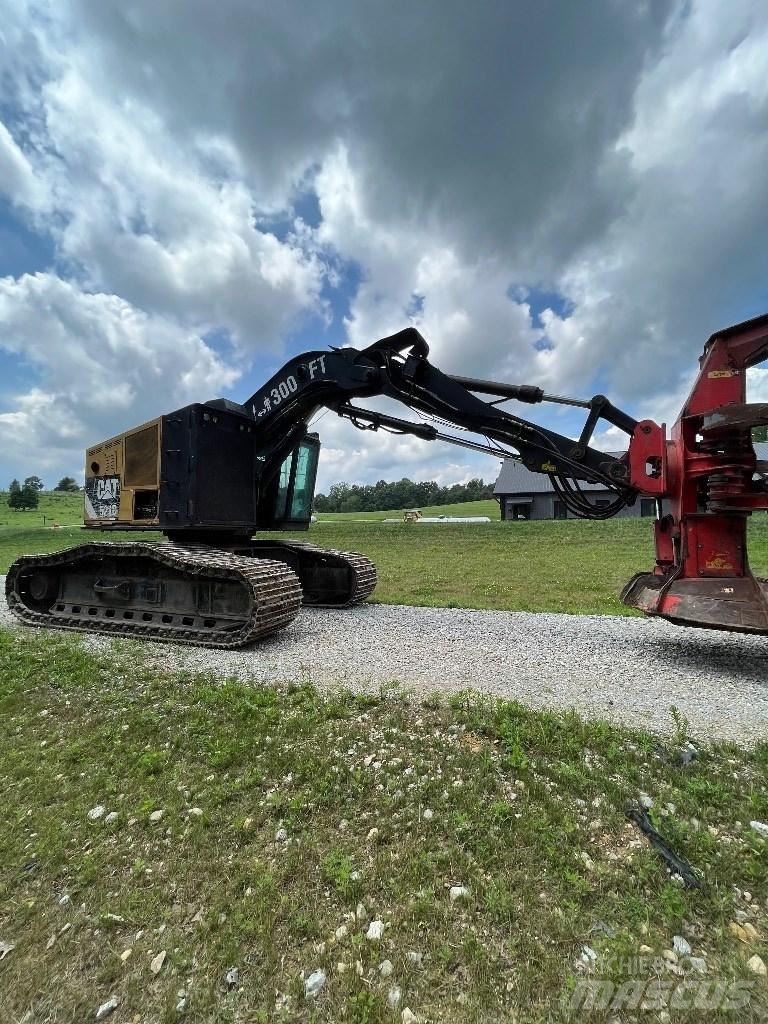 CAT 521 Harwestery gąsienicowe