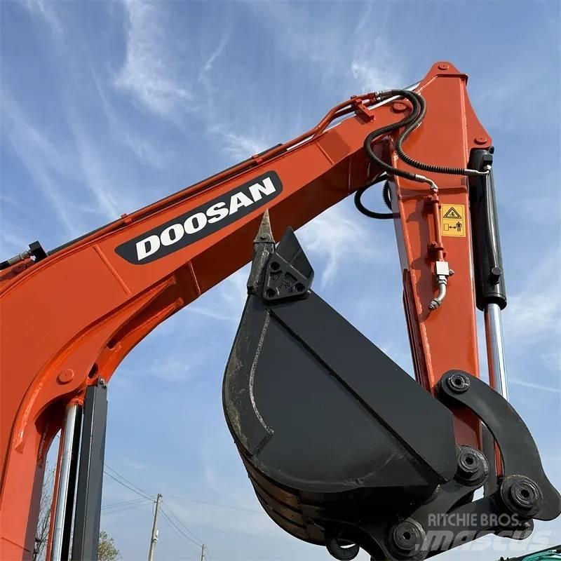 Doosan DX 60 Koparki gąsienicowe