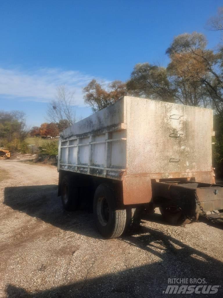 Smith Pup Trailer Przyczepy wywrotki