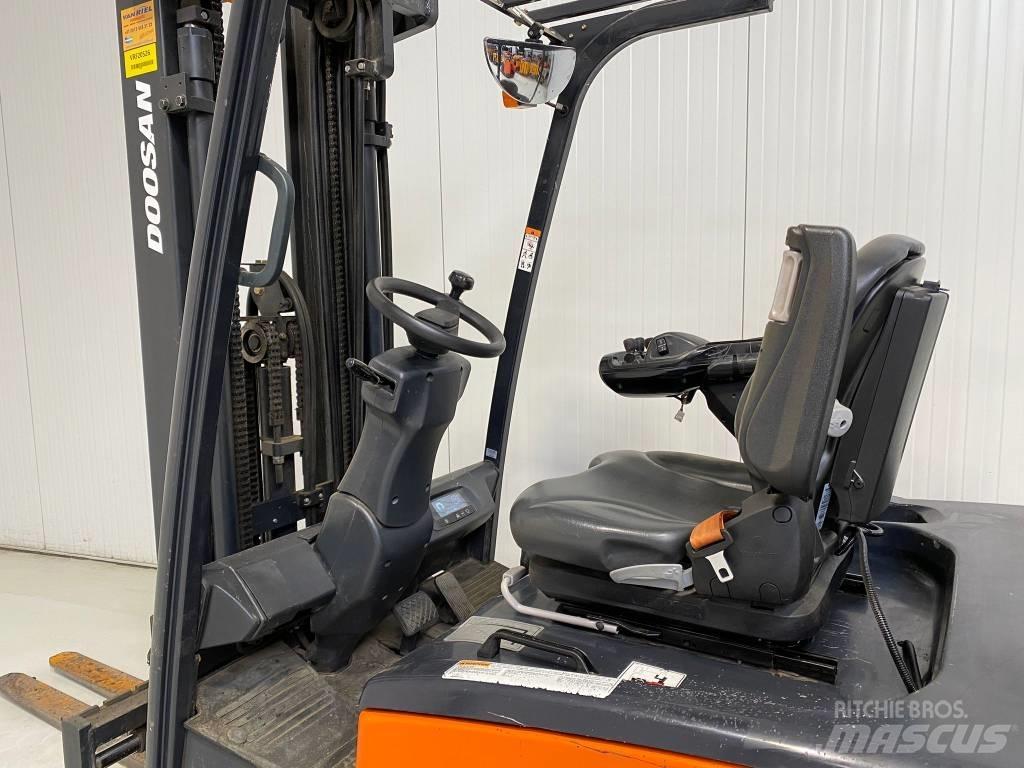 Doosan B20TL-7 Wózki elektryczne