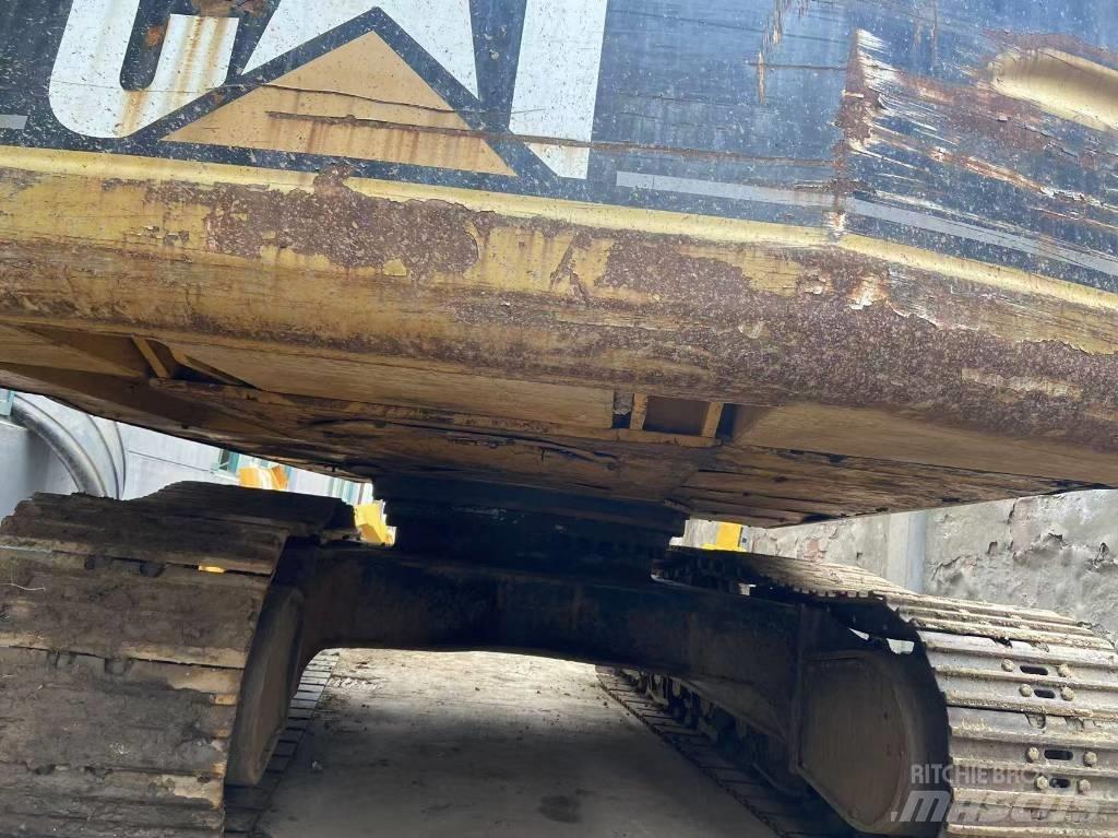 CAT 330 B L Koparki gąsienicowe