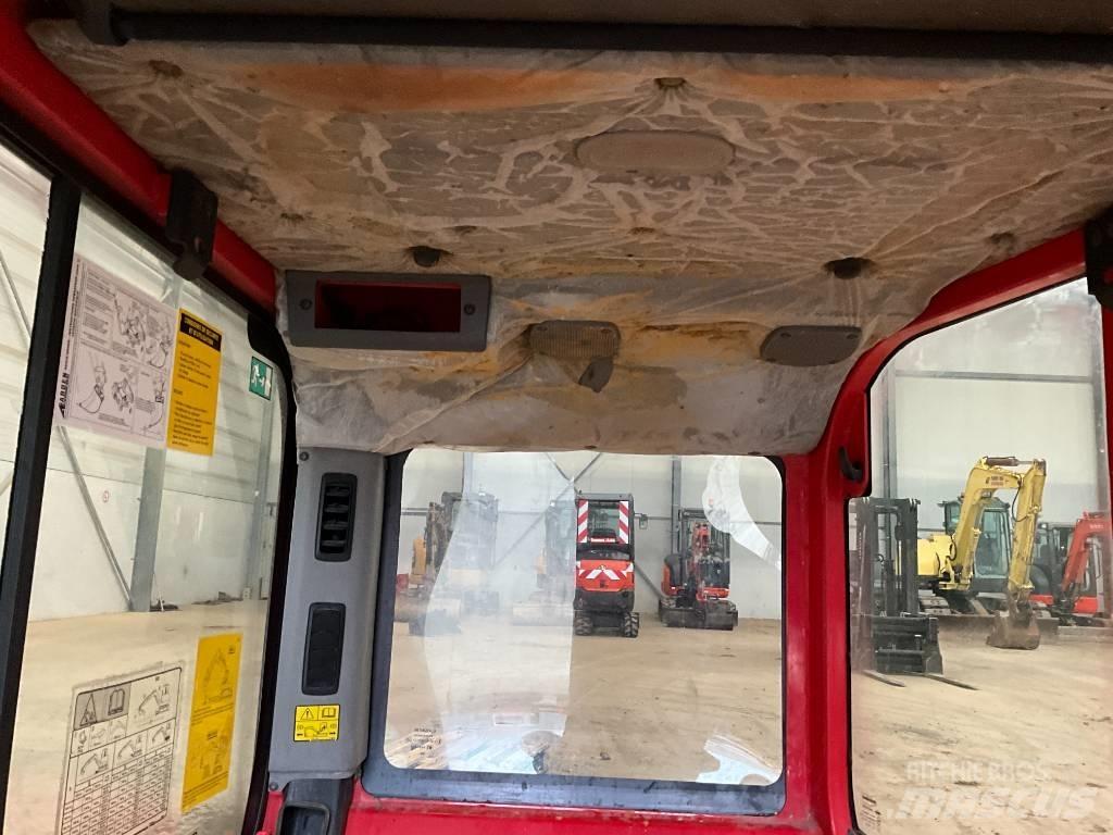 Bobcat E 80 Kabiny i wnętrze