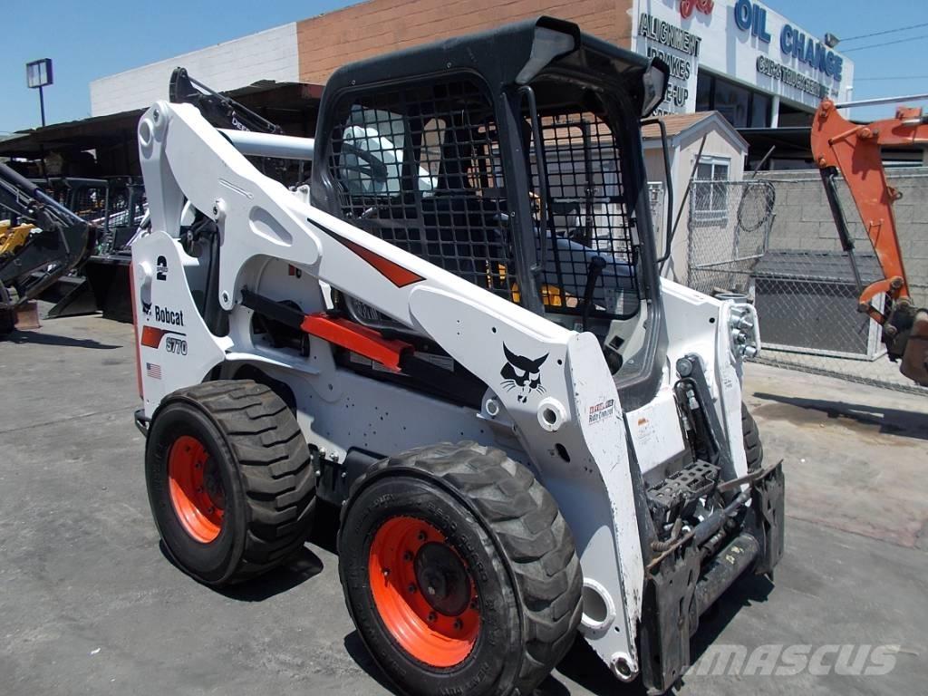 Bobcat S770 Ładowarki burtowe