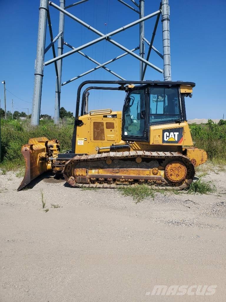 CAT D 6 K 2 LGP Spycharki gąsienicowe