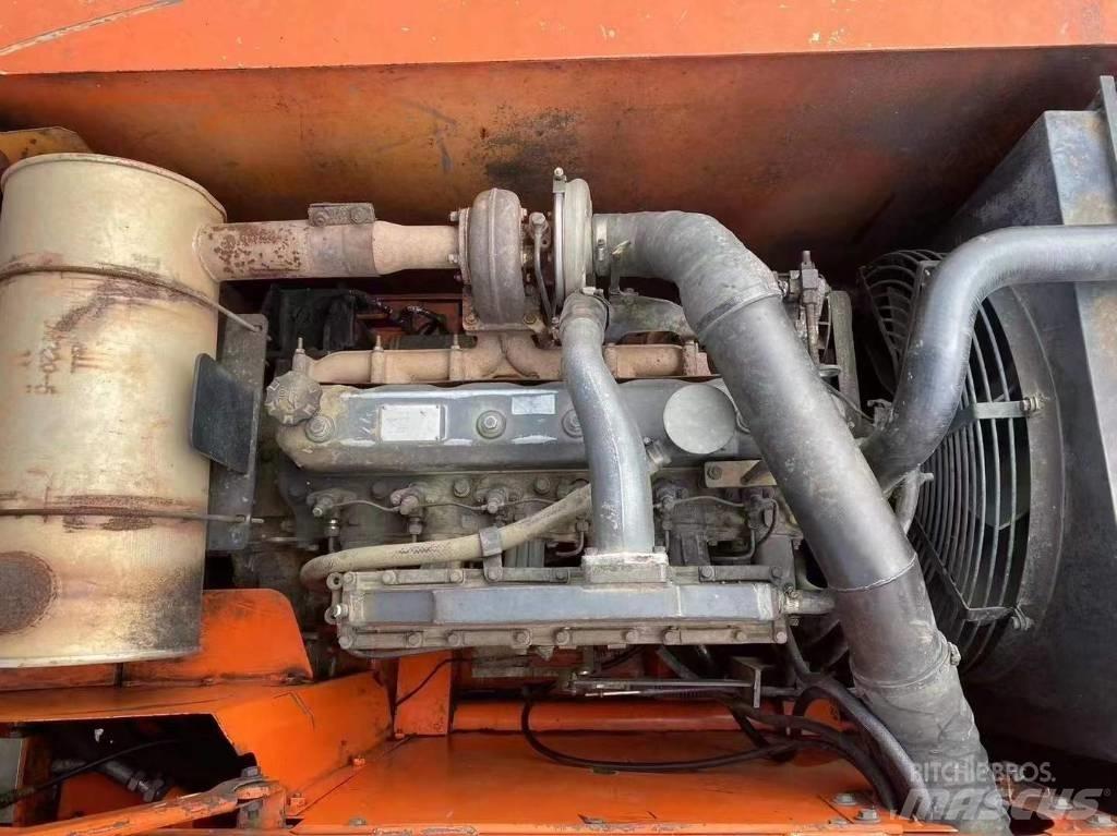 Doosan DH 225 LC-7 Koparki gąsienicowe