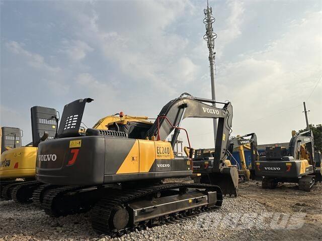 Volvo EC240 Koparki gąsienicowe