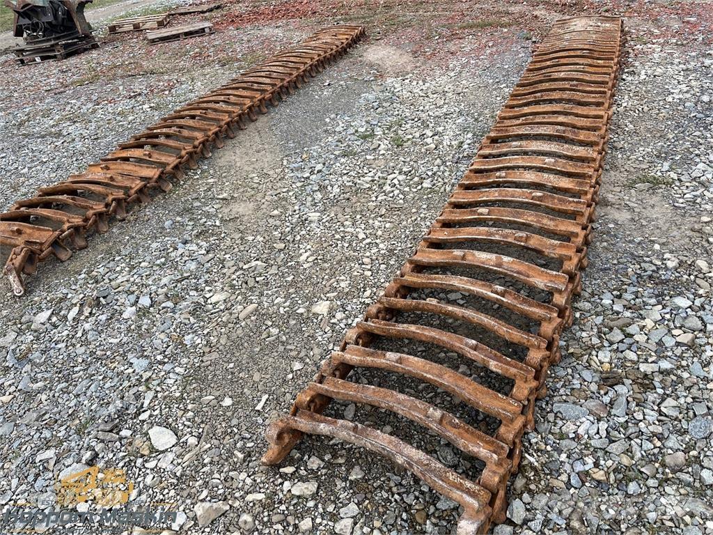 Clark ATF 600x26,5 Gąsienice, łańcuchy i podwozia