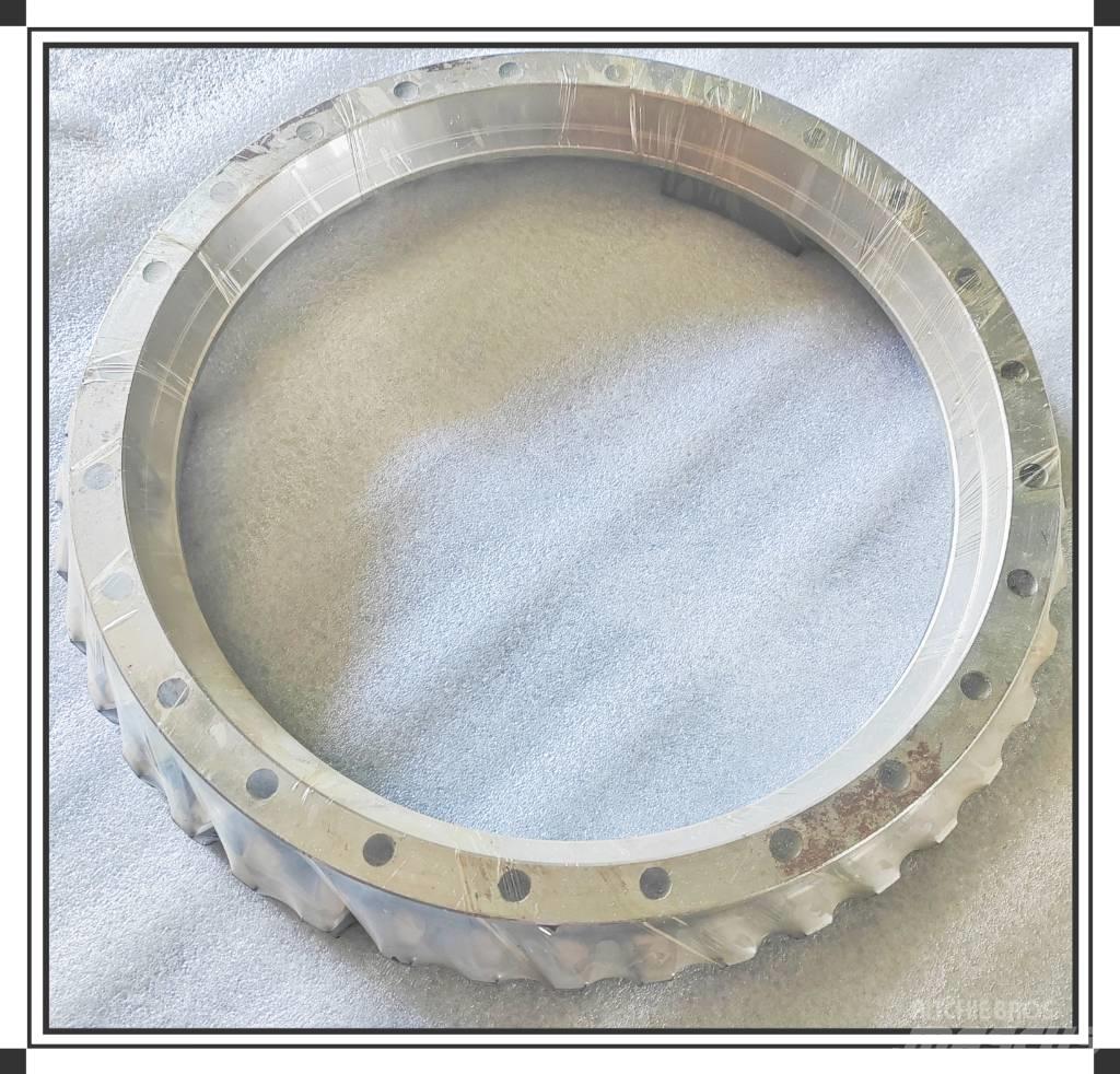 CLAAS Toothed rim Przekładnie