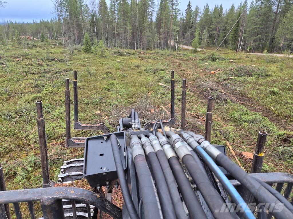 Ponsse ELK 8W Forwardery