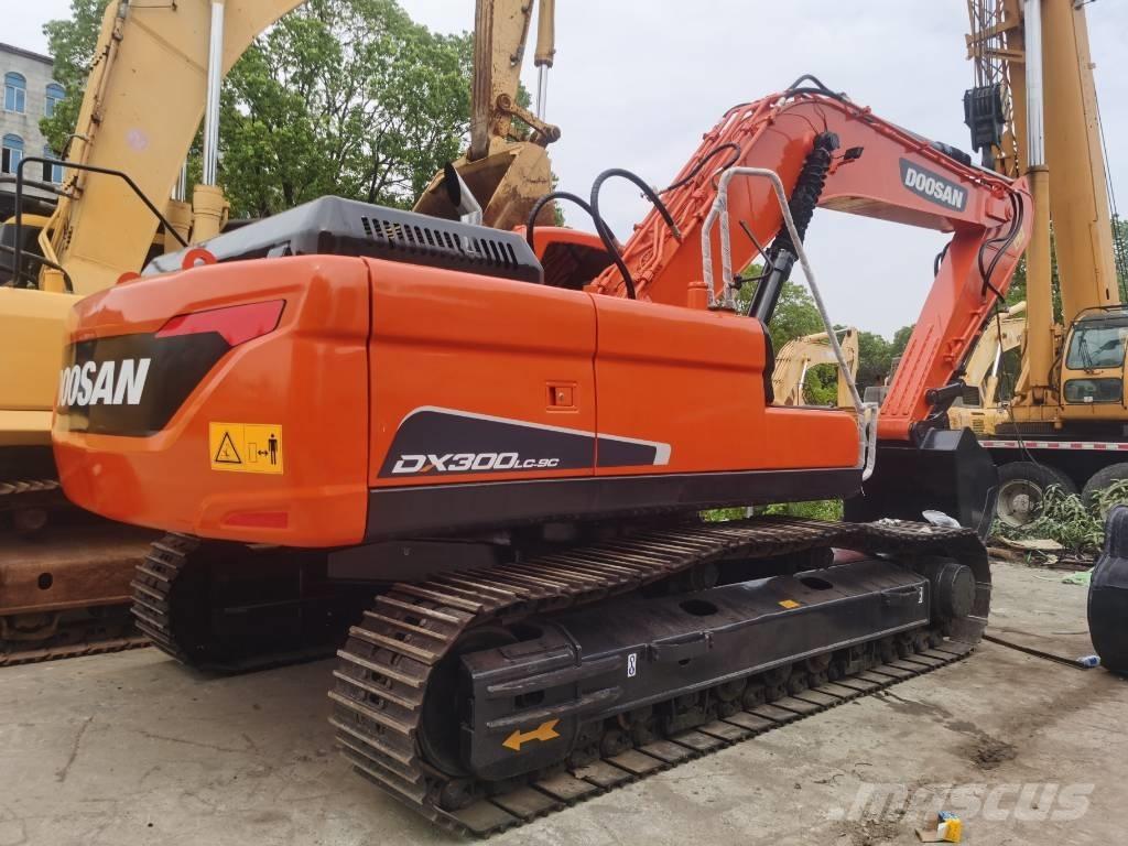 Doosan DX 300 LC Koparki gąsienicowe