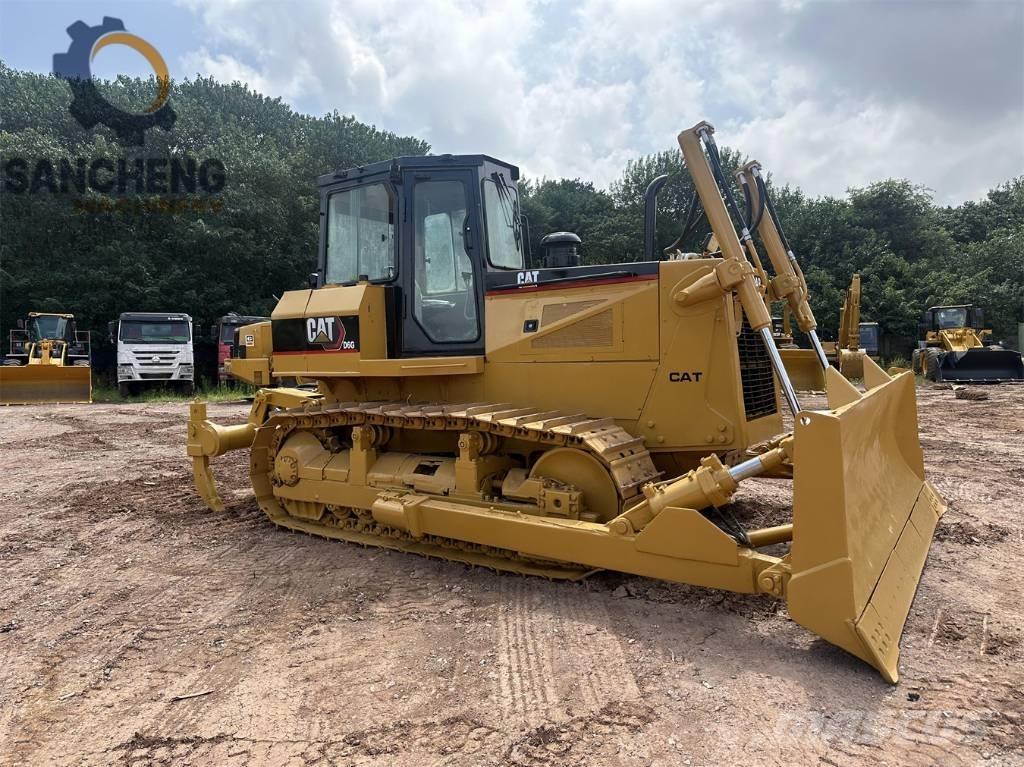 CAT D6G Spycharki gąsienicowe