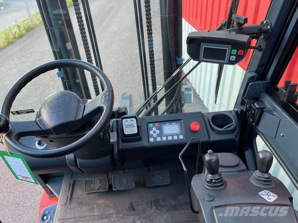 Toyota 8 FBMT 35 Wózki elektryczne
