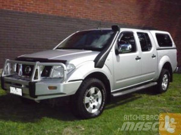 Nissan NAVARA ST-X Busy / Vany
