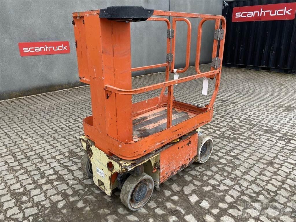 JLG 1230ES Podnośniki masztowe
