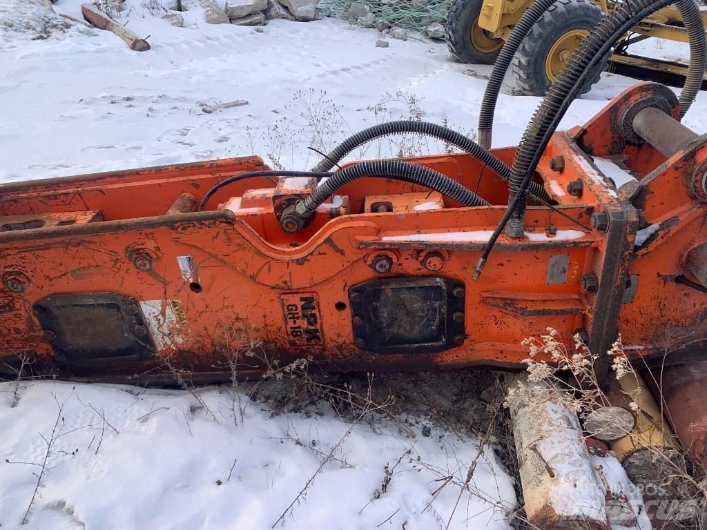 NPK GH 18 Młoty hydrauliczne